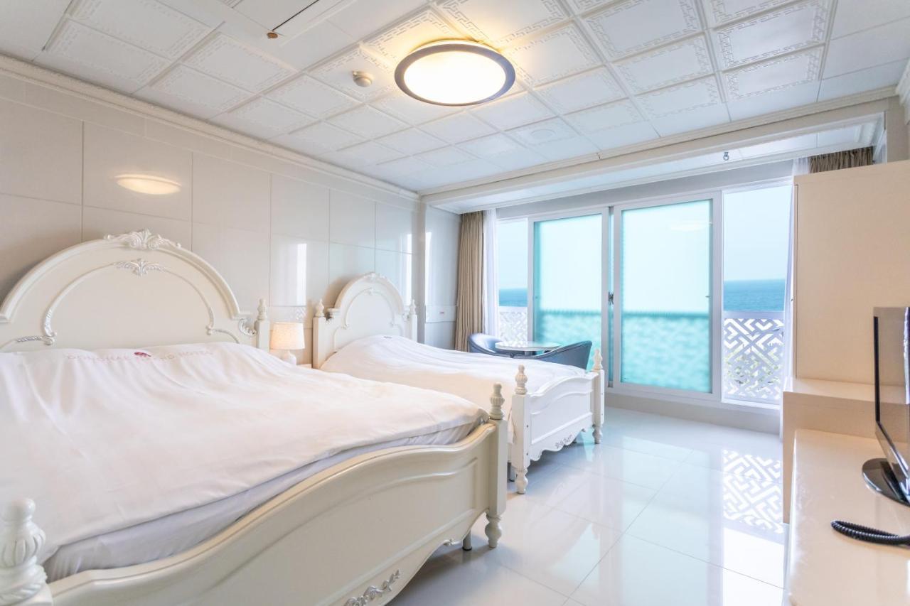 Donghae Medical Spa Convention Hotel מראה חיצוני תמונה